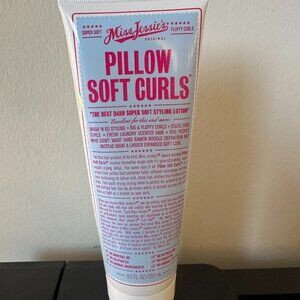 Miss Jessie's Pillow Soft Curls Leave in Hair Curling Conditioner 8.5 fl oz